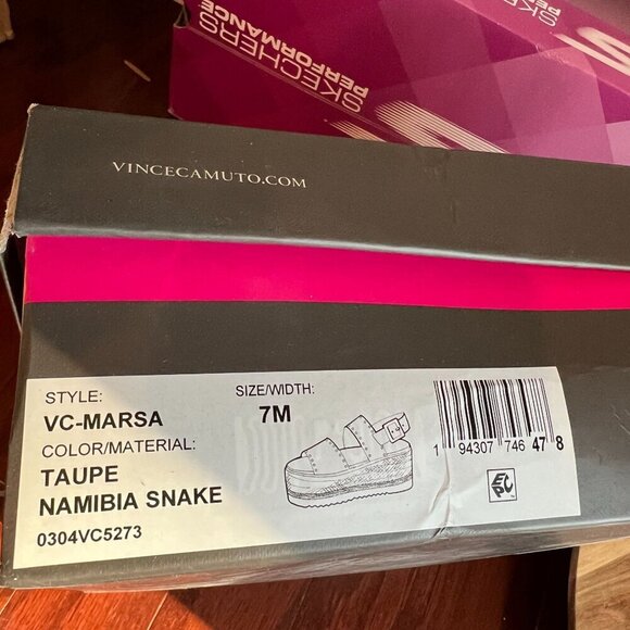 **SOLD****Vince Camuto Platform Wedge Sandals - Marsa 7M Namibia Snake - Picture 2 of 12